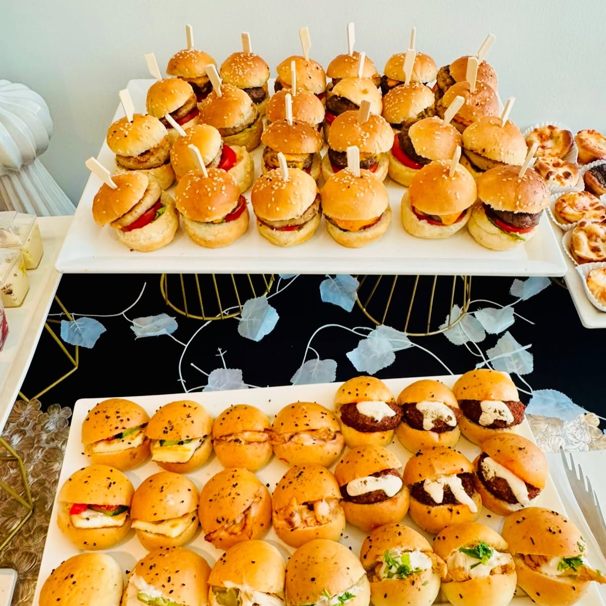 Mini Burgers (Beef/Chicken)